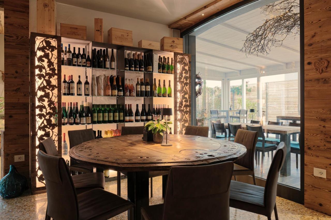 Hotel Miramonti Enoteca Pove del Grappa Exterior photo