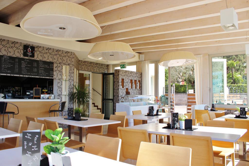 Hotel Miramonti Enoteca Pove del Grappa Exterior photo